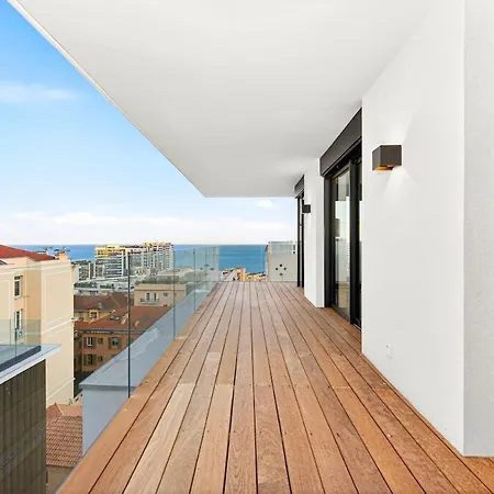 Penthouse With Parking In Monte Carlo Appartement