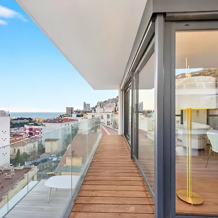Appartement Penthouse With Parking In Monte Carlo *